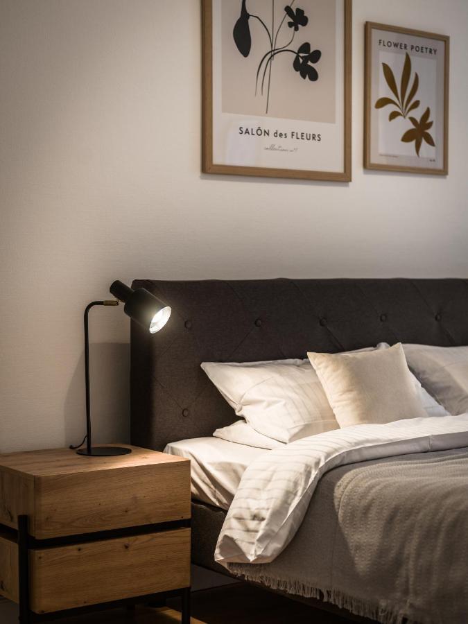 Hochwertige Altbauwohnung Im Modernen Stil In Wiesbaden - Kueche - Terrasse - Wlan - Zentral Eksteriør bilde