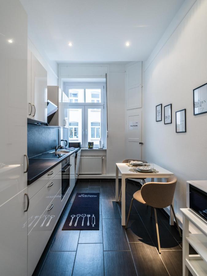 Hochwertige Altbauwohnung Im Modernen Stil In Wiesbaden - Kueche - Terrasse - Wlan - Zentral Eksteriør bilde